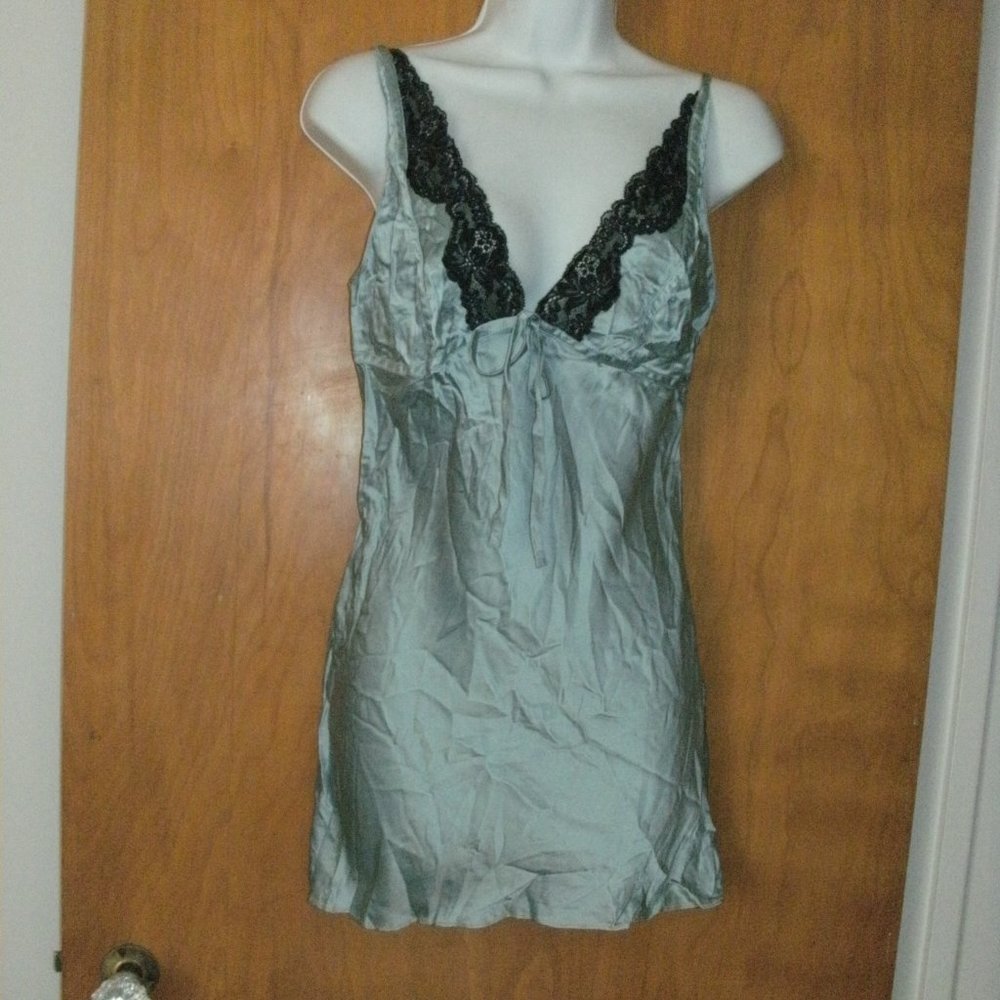 Victoria's Secret Sexy light Blue & Black Lace 100% silk Chemise Nightie Gown S